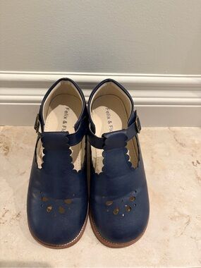 Felix and Flora navy blue Mary Jane girls shoes size 2